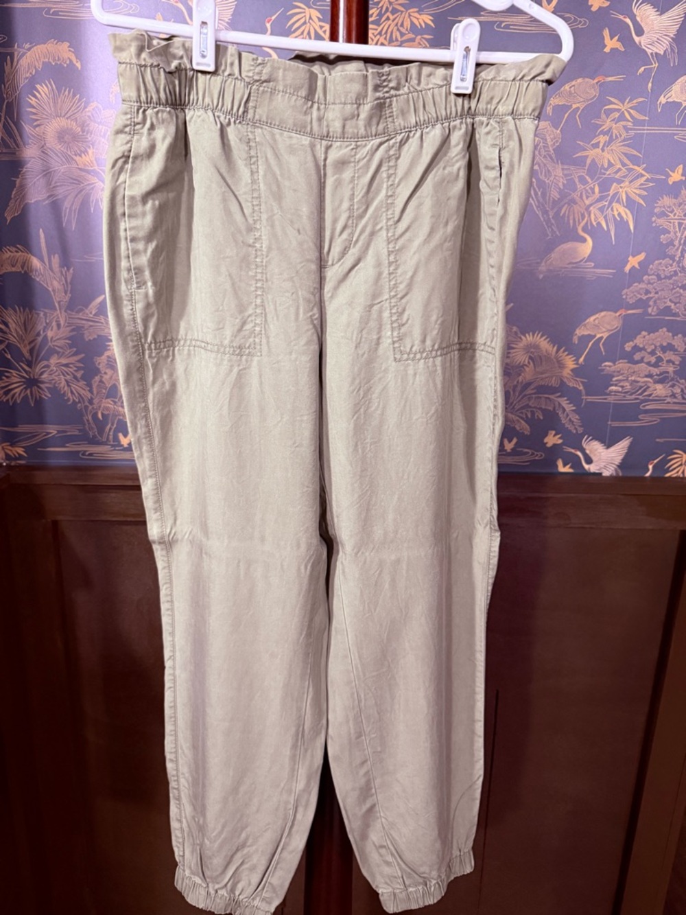 LOFT Light Green Casual Elastic Waist Pants